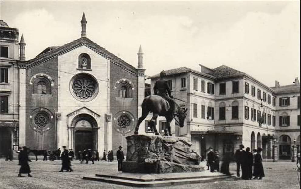 una vecchia foto della Basilica di San Giovanni in Conca