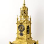 10.  Orologio da tavola a campanile Armigeri