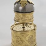 2. Orologio a tamburo con svegliarino