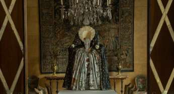 Moda di carta: a Villa Necchi Campiglio le opere di Isabelle de Borchgrave