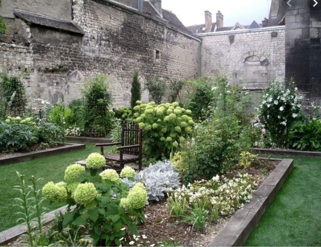 Giardino degli Innocenti_Troyes