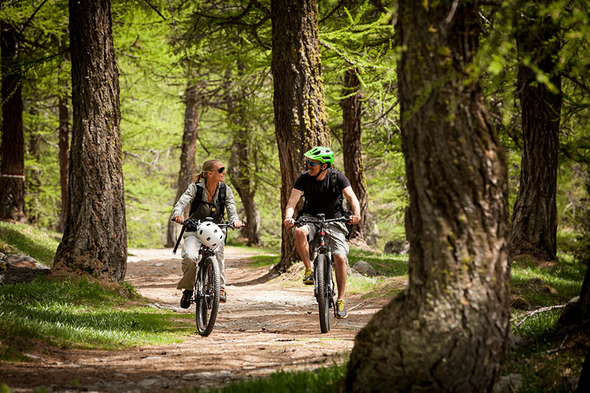 COURMAYEUR MONT BLANC ebike biciclette