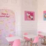 Hello Kitty interno locale california