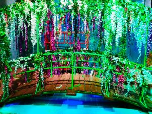 immagine immersiva del ponte di Monet
