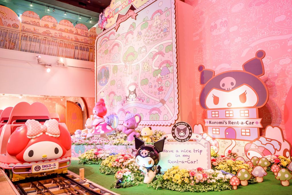 interno e dettagli del Sanrio Puroland a Tokyo