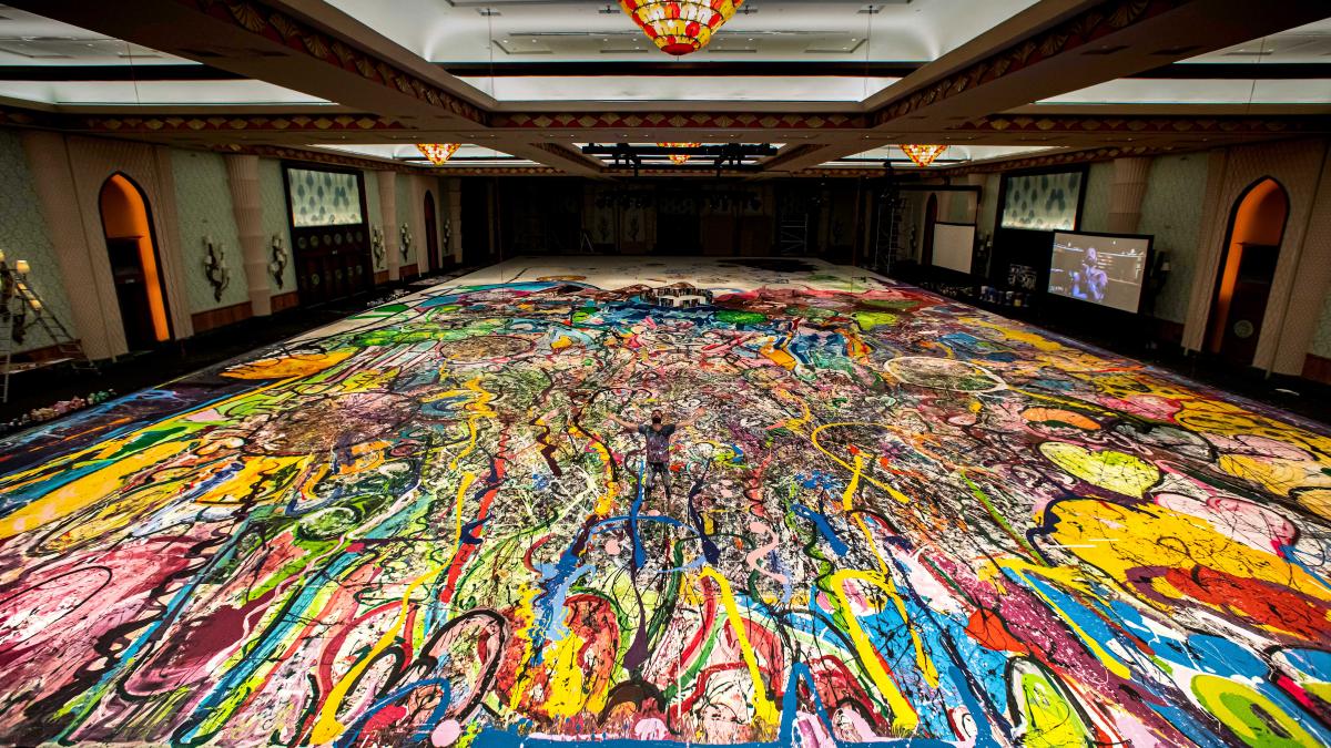 Humanity Inspired la più grande opera mai realizzata The World's Largest Painting to have been Created on Canvas 