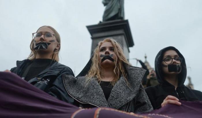 Polonia vieta l’aborto tre manifestanti