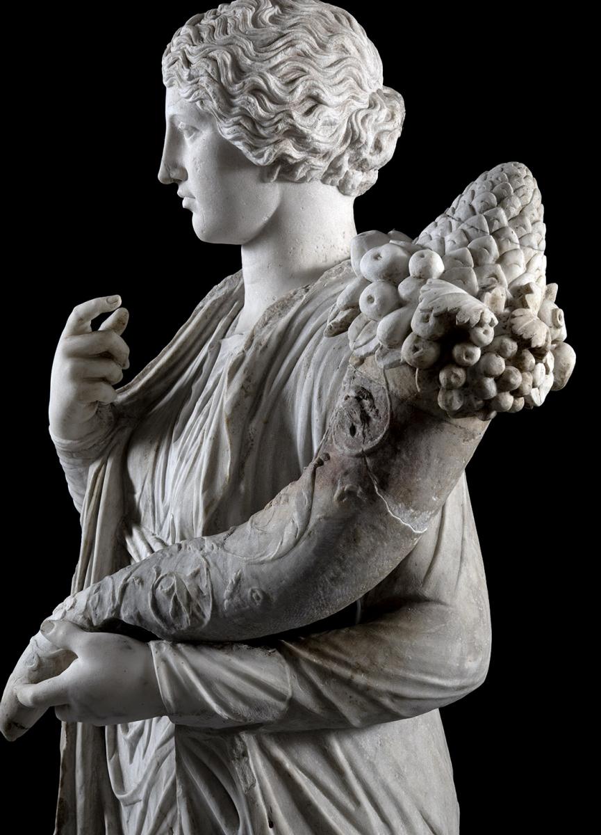 Sette statue per sette giorni Statua femminile Concordia