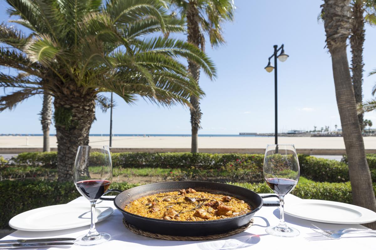 Valencia un piatto di paella