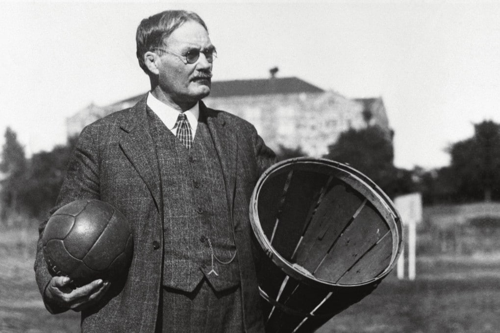 Google celebra James Naismith con palla e cesto di vimini