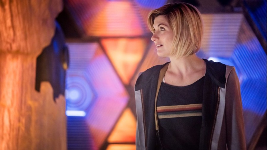 Jodie Whittaker sta lasciando Doctor Who una scena della serie