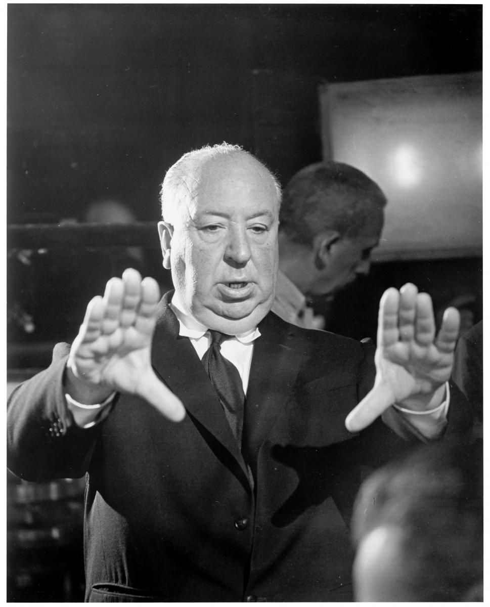 Alfred Hitchcock sul set di Psycho © Universal Pictures