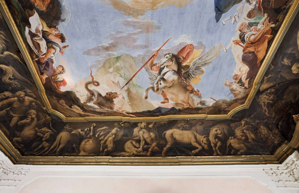 Tiepolo a Venezia, soffitto affrescato di Palazzo Sandi con Trionfo dell'Eloquenza