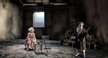 Le sedie di Ionesco per la regia di Valerio Binasco al Bellini di Napoli