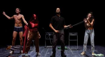 FOG di Mind the step sul palco del Piccolo Bellini di Napoli. Recensione