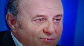 Gerry Scotti, la lotta con il tumore è inarrestabile, un gesto estremo