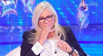 Lutto Mara Venier, la morte del caro amico la devasta. Il messaggio è straziante