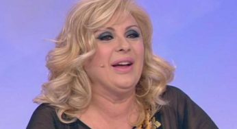 Tina Cipollari, “Di nuovo mamma”. La confessione alle telecamere lascia tutti senza parole