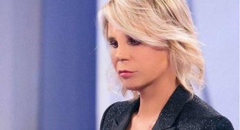 Maria de Filippi, un amore segreto: “Nessuno sapeva della relazione”. La confessione inaspettata