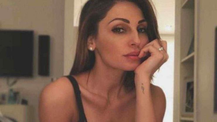 Il dramma di Anna Tatangelo: "Sono stata molesta" | la denuncia pubblica inaspettata