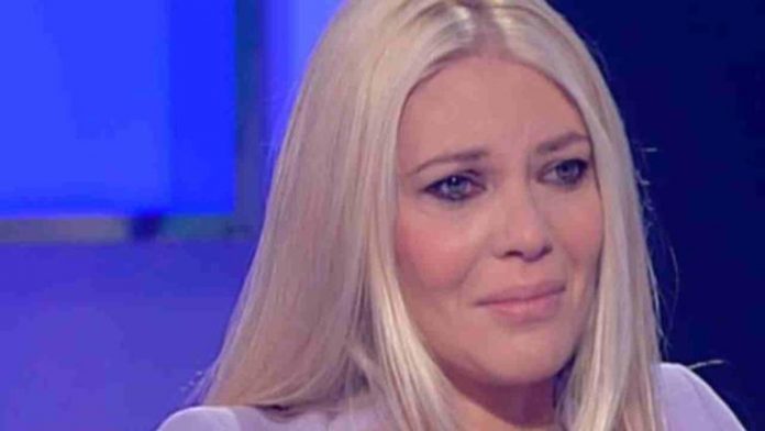 Eleonora Daniele La Stipendio Da Record Non Crederete Mai Quanto 