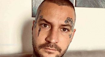Manuel Vallicella, il fratello Cristian smentisce le parole dell’amico: “Se non sapete, parlate di meno”