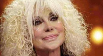 Donatella Rettore, il dramma della malattia: “Me ne stavo andando” | il doloroso racconto