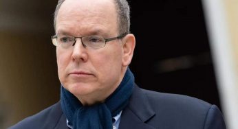Alberto di Monaco revoca il titolo: lui non salirà più al trono | trema la monarchia monegasca