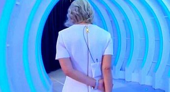 Maria De Filippi abbandona lo studio di C’è Posta per te | Non era mai successo prima: situazione ingestibile