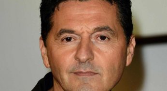 “Collasso definitivo”: Teo Mammucari è stato cacciato | Rapporto spacciato