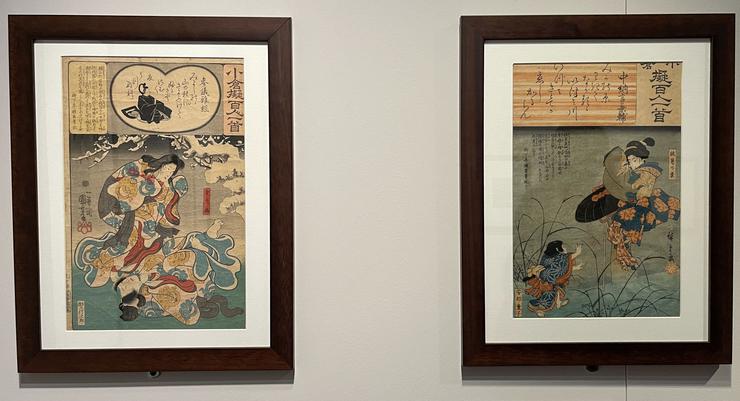 A sinistra, Kuniyoshi Utagawa, Le volpi marito e moglie che giocano (1847) xilografia policroma. A destra, Hiroshige Utagawa, Volpe di Kuzunoha che dice addio al figlio Seimei Abe (1847) xilografia policroma su carta da gelso