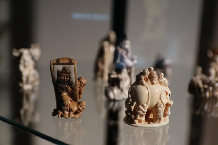 Dettagli di alcune statuette Netsuke della seconda metà del XIX secolo