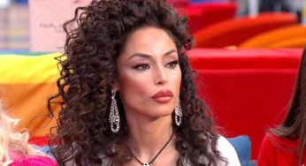 Raffaella Fico schiava della chirurgia: irriconoscibile dagli esordi | Un altro volto