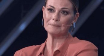 Vanessa Incontrada coinvolta in un grave incidente stradale: veicoli distrutti | Condizioni critiche