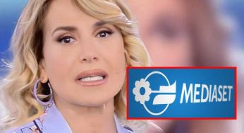 Barbara D’Urso, ha confessato i veri motivi: l’addio a Mediaset è tutta colpa di… | Volano stracci nei camerini