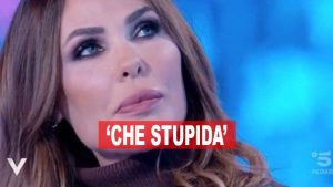 Ilary Blasi, "Che stupida"