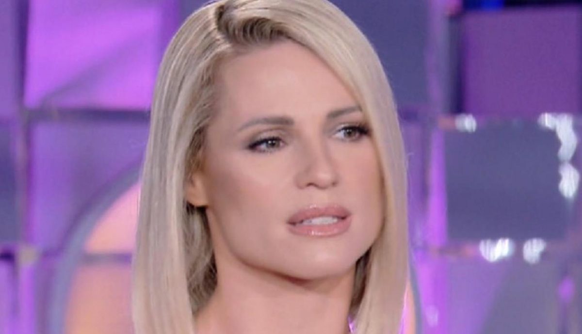 Michelle Hunziker: cosa ha confessato in diretta tv - fortementein.com