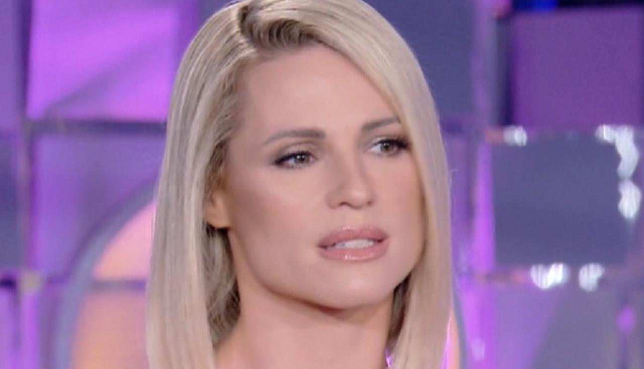 Michelle Hunziker: cosa ha confessato in diretta tv - fortementein.com