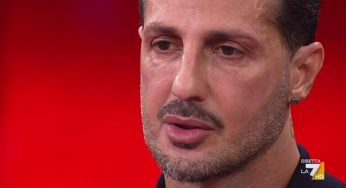 Fabrizio Corona, “Ha una brutta malattia…” l’amico ha deciso di parlare: ecco cosa lo sta logorando da molto tempo | Non lo voleva dire