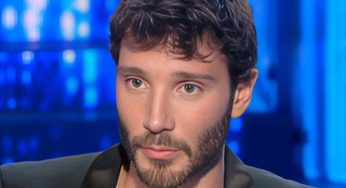 Stefano De Martino, ecco chi è il nuovo amore: la bionda ha fatto centro | In vacanza con il figlio