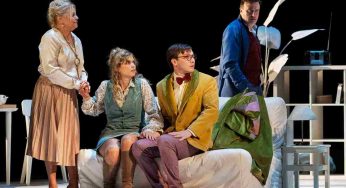 I parenti terribili al Teatro Bellini, la famiglia disfunzionale di Cocteau conquista il pubblico
