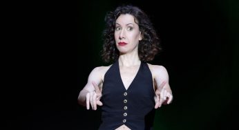 Vita Bassa, Giorgia Fumo torna a teatro con il suo spettacolo: risate assicurate per tutti | Al Manzoni di Milano